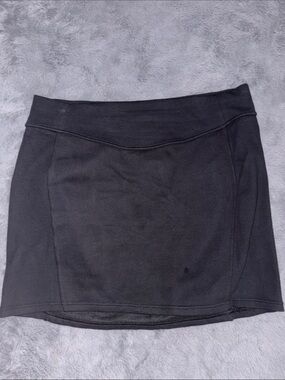 lululemon athletica Black Stretch Mini Skirt (READ DESCRIPTION)